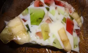 Kolorowa legumina z galaretką i owocami, idealna na deser. Jak zrobic legumine z galaretka? Proste!