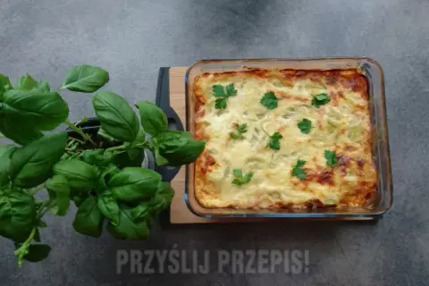 Zapiekanka z wołowiną: jak zrobić idealną? Przepis i triki
